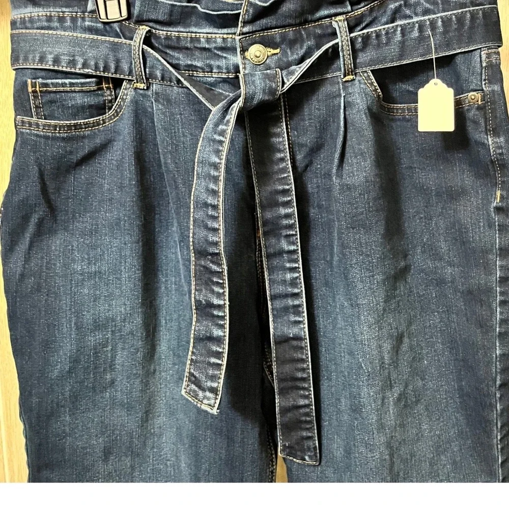 NWOT Gloria Vanderbilt Amanda Jeans Women's Dark Wash Paperbag Waist Casual 14
